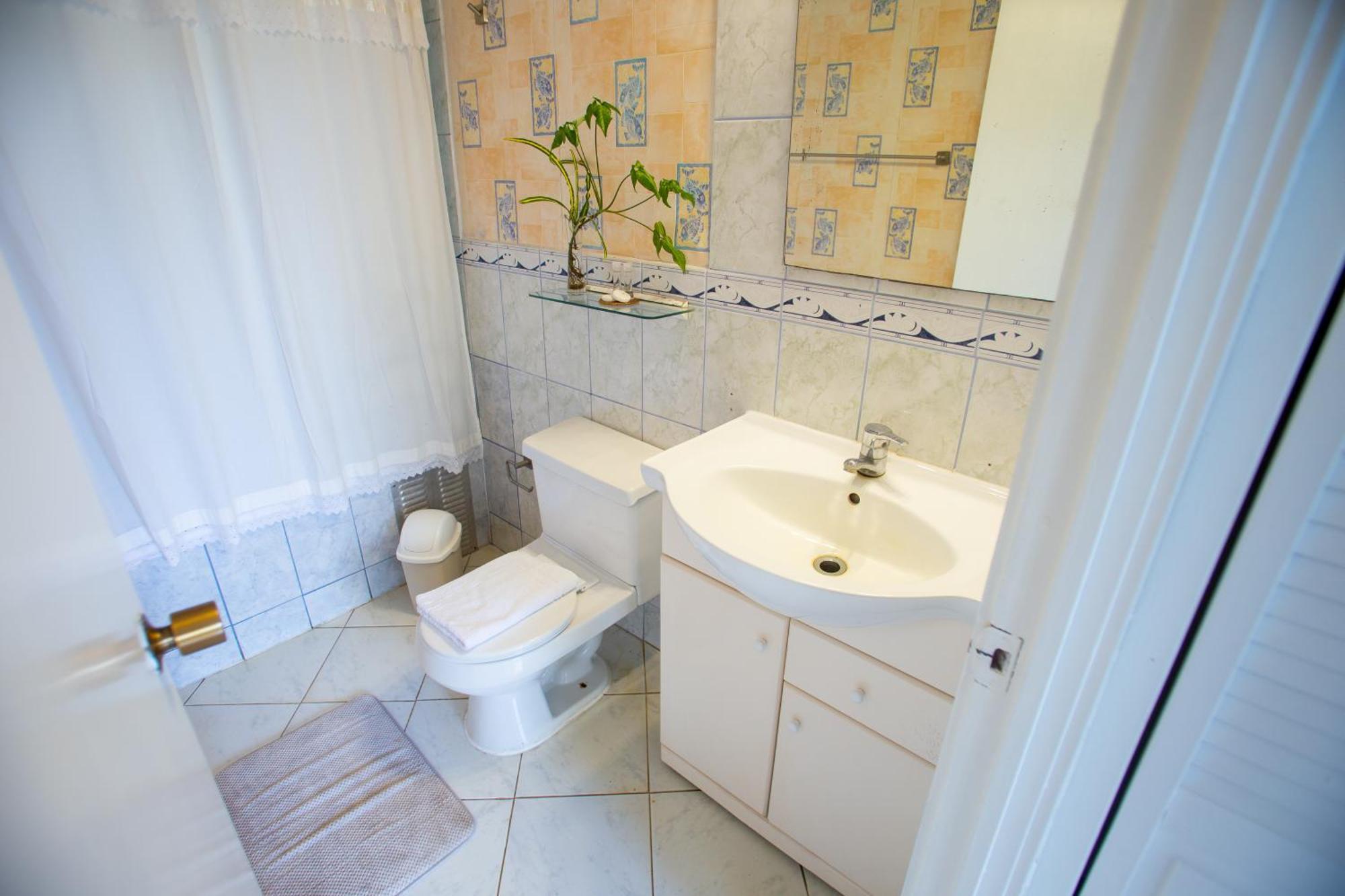 Hostal Uruhao Hanga Roa Exteriör bild
